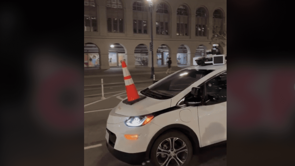 Fed-Up Citizens Thwart Self-Driving Cars Using Traffic Cones