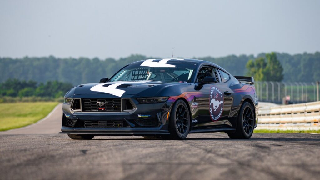 Ford Mustang Dark Horse R revealed as track-only one-make series machine