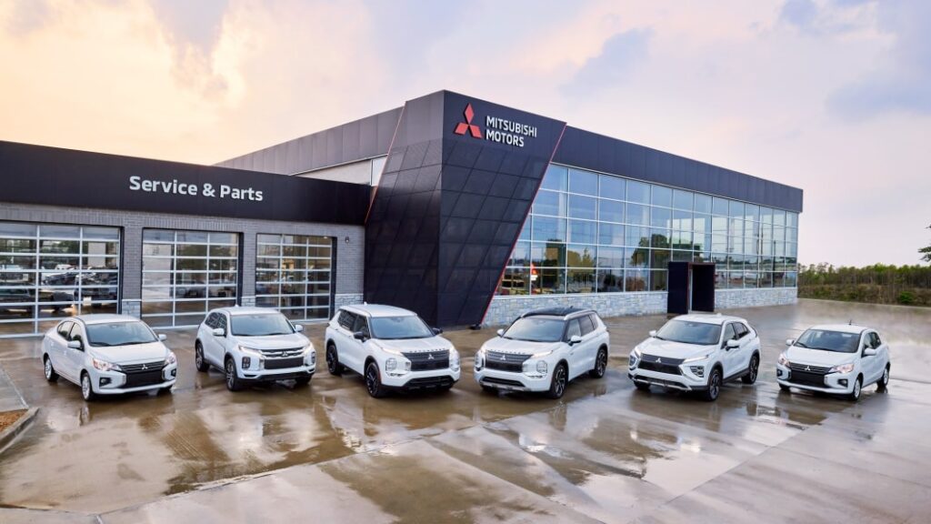 Mitsubishi's 2024 updates include free maintenance, new trim levels