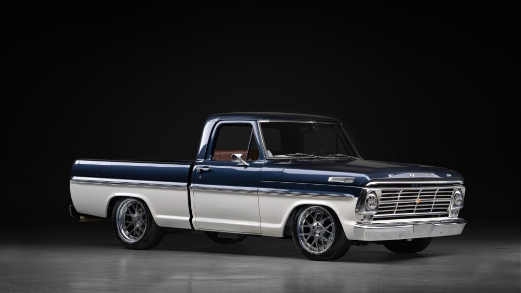 Velocity Modern Classics now in the vintage Ford F-100 game