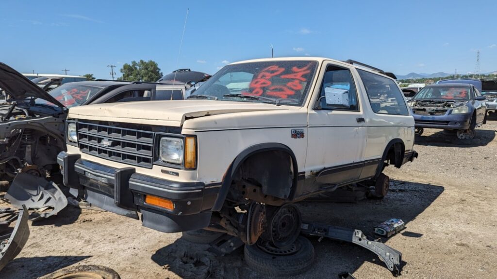 Junkyard Gem: 1988 Chevrolet S-10 Blazer 4x4