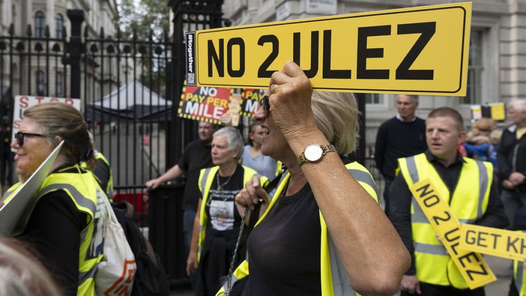 Angry Drivers Are Sabotaging Cameras That Enforce London’s Latest Emission Charge