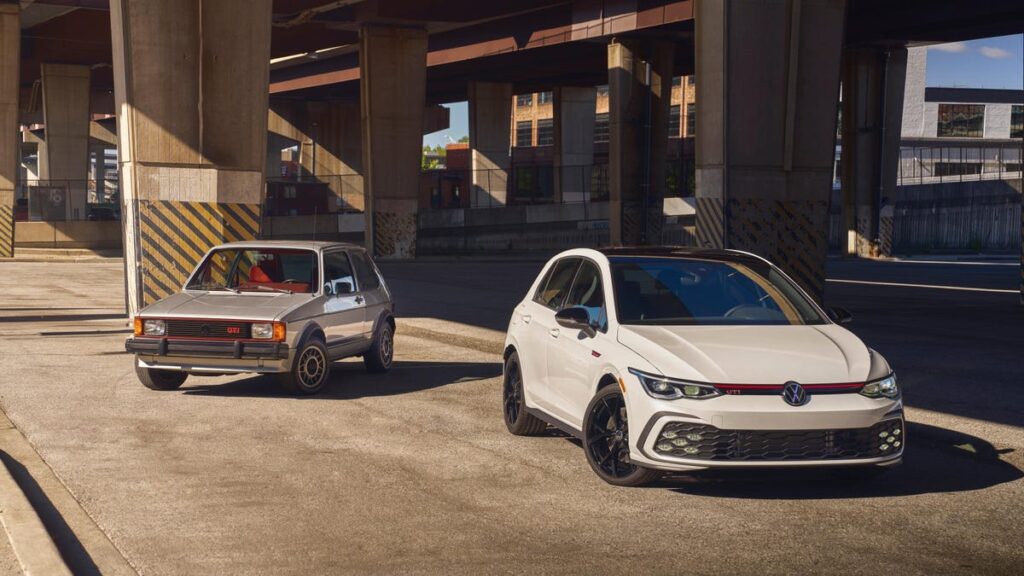 Dead: Volkswagen GTI Manual And Volkswagen Golf R Manual