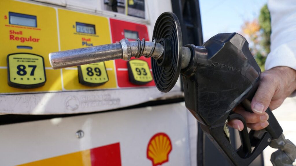 Gas prices are rising (again), with heat and supply cuts to blame