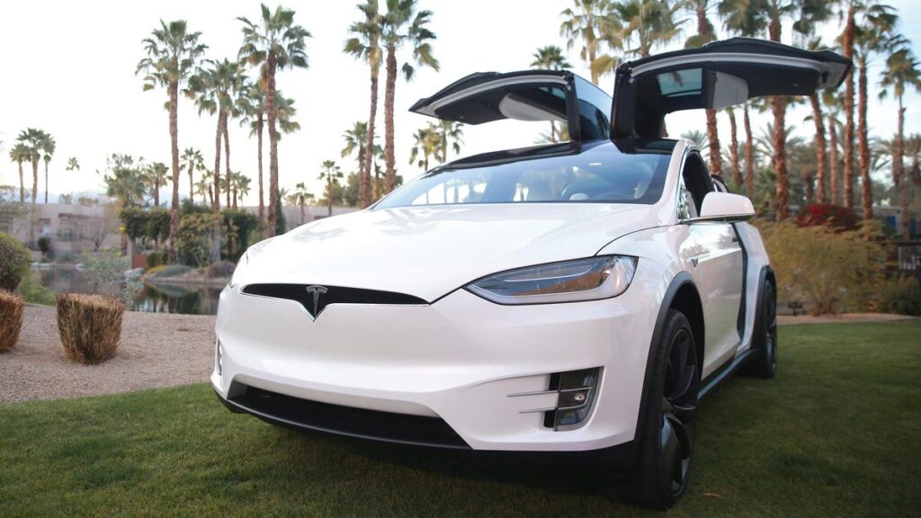 How A Totaled Tesla Model X That Was Sold For Parts Came Back Online In Ukraine