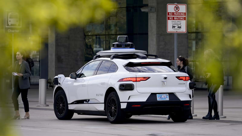 There are about to be more autonomous taxis day and night in San Francisco