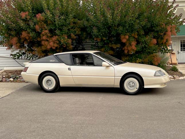 Image for article titled This Pristine 1986 Renault Alpine GT Atmo Made Its Way To Kansas And Now It Could Be Yours