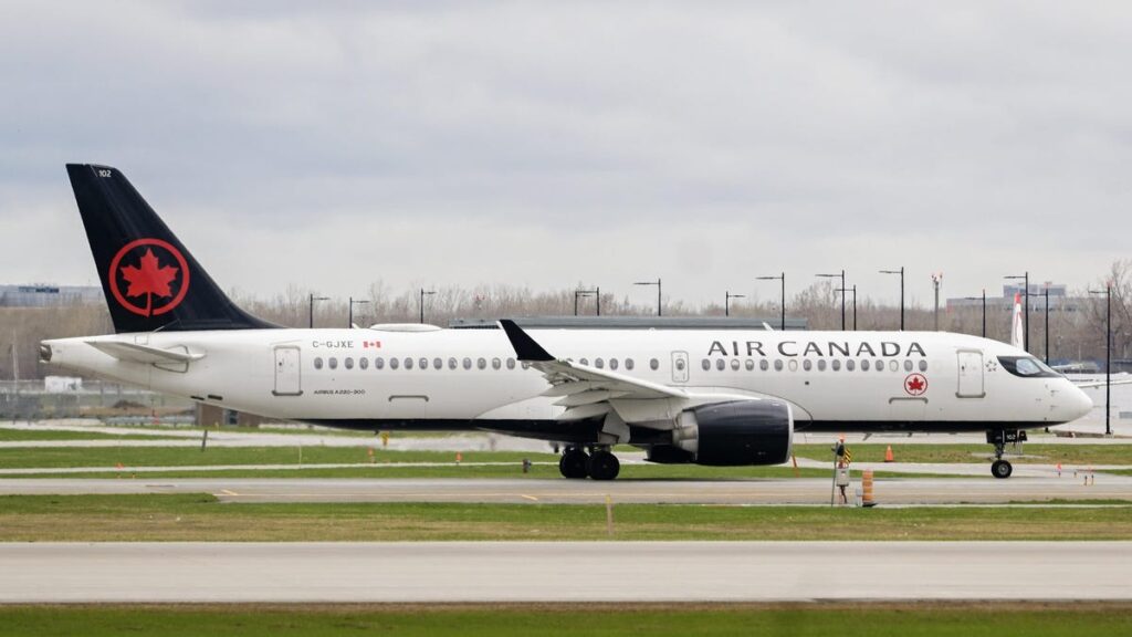 Air Canada Allegedly Kicks Passengers Off Flight For Refusing To Sit In Wet Vomit-Stained Seats