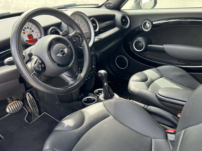 Image for article titled At $15,500, Could This 2013 Mini Cooper S Coupe Be A Big Deal?