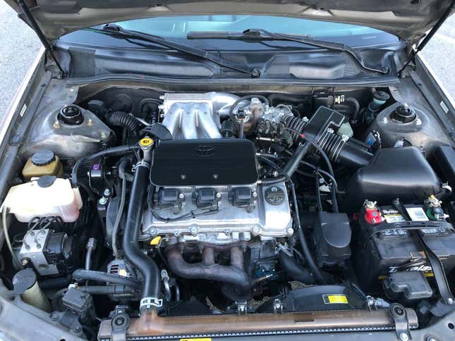 Image for article titled At $7,000, Is This Manual-Equipped 2000 Toyota Camry A Reliable Deal?