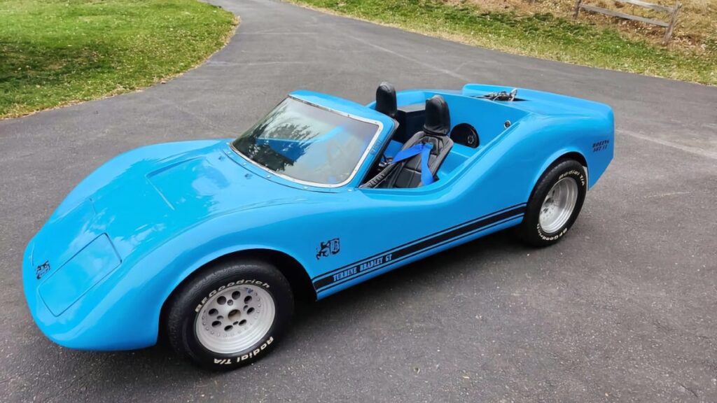 At $18,900, Is This Turbine-Powered 1976 Bradley GT A Hilariously Good Deal?