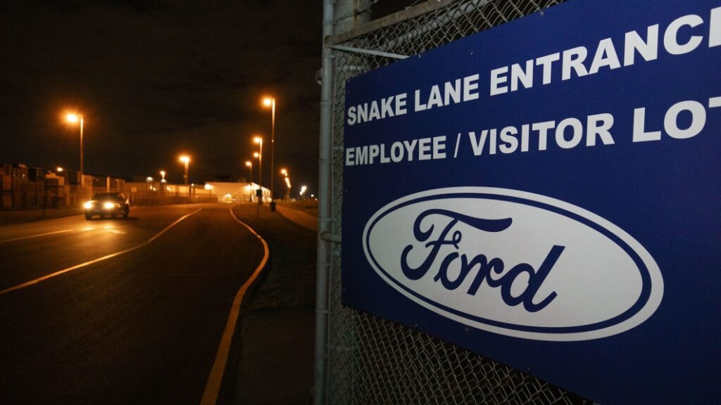 Ford and Unifor union in Canada reach tentative deal to avoid walkout