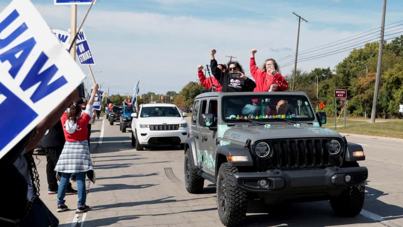 GM, Stellantis idle plants and lay off workers in Kansas and Ohio