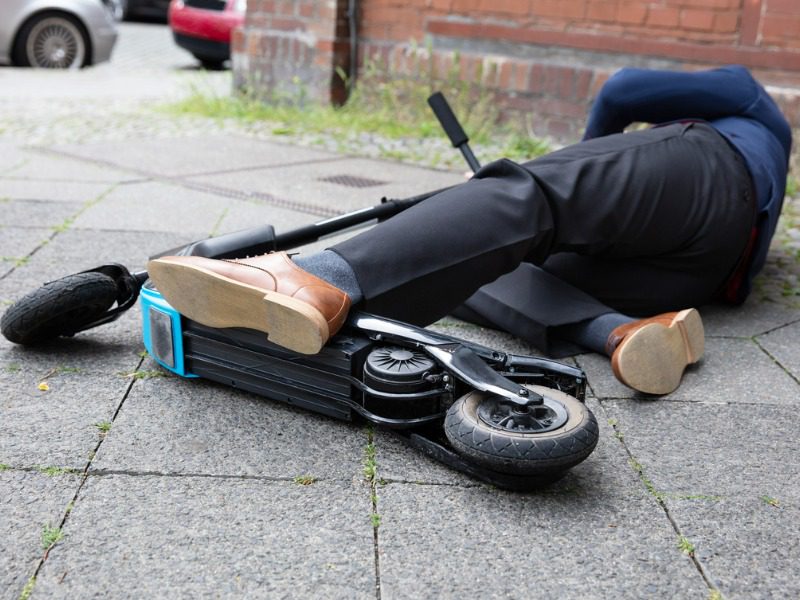 Injured person following an e-scooter accident