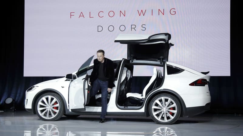 Tesla discounts Model S by $30,000, and Model X by $41,000