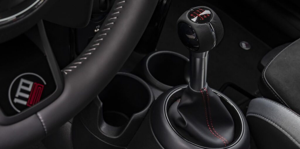 The Manual-Transmission Mini Cooper Could Soon Go Extinct