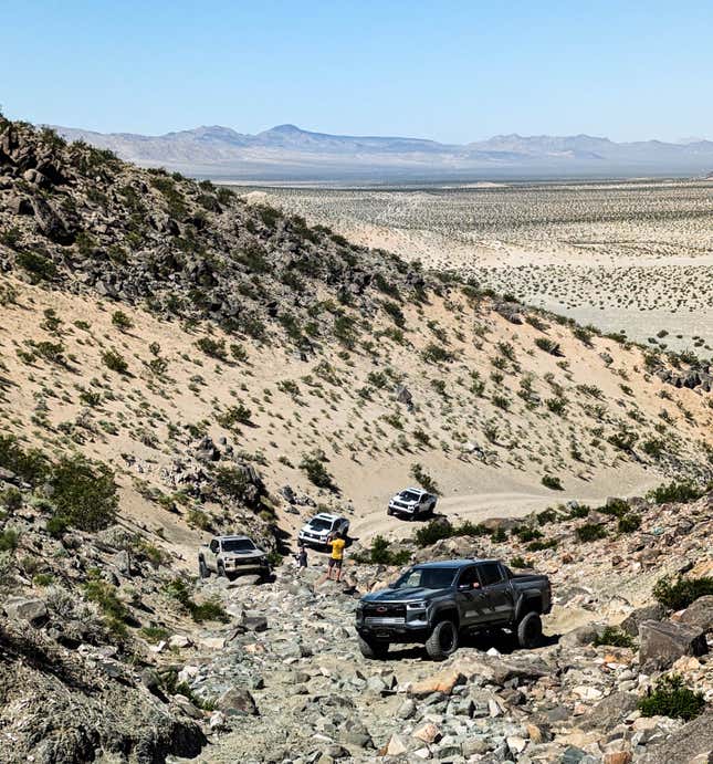 Image for article titled 2024 Chevy Colorado ZR2 Bison: Or, How I Learned To Stop Worrying And Love The Mid-Size Off-Road Truck