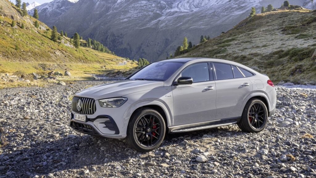 2026 Mercedes-AMG GLE 53 Hybrid revealed with inline-six, big battery pack