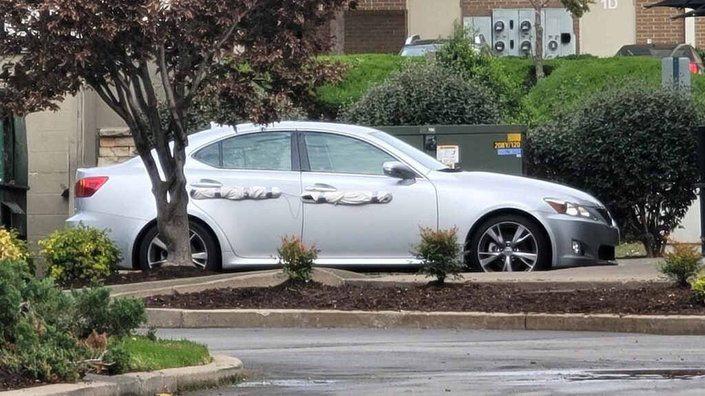 Car With Homemade Dent Protectors Provokes Federal-Level Bomb Threat Response In Tennessee