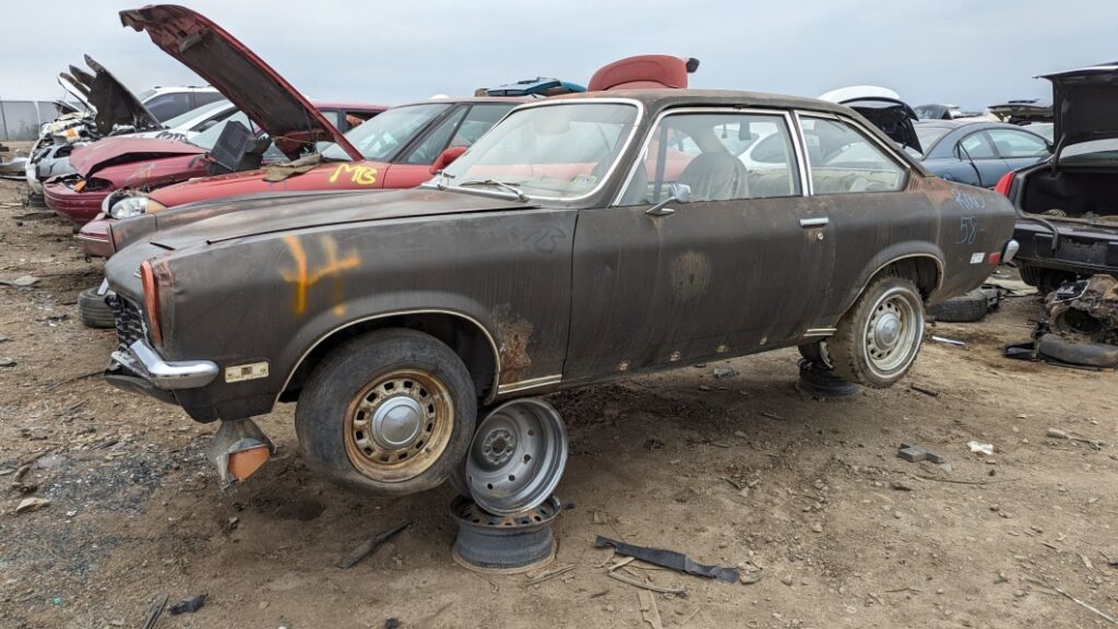 Junkyard Gem: 1972 Chevrolet Vega Sedan