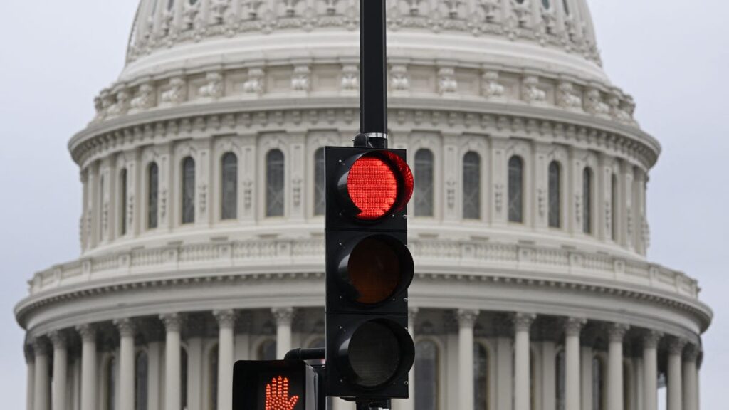 The History Of The Traffic Light Is A Lot More Complicated Than You Think