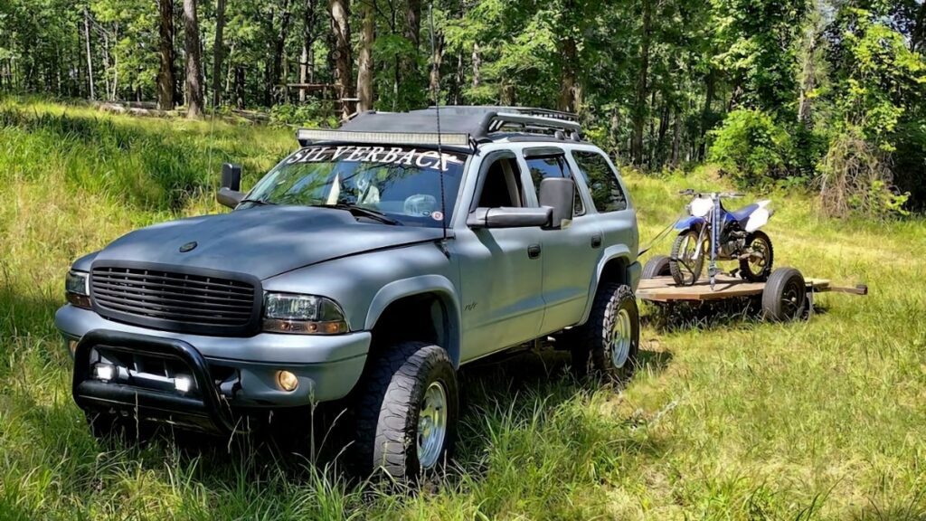 At $5,000, Could This 2003 Dodge Durango R/T Make You A Mopar Maniac?