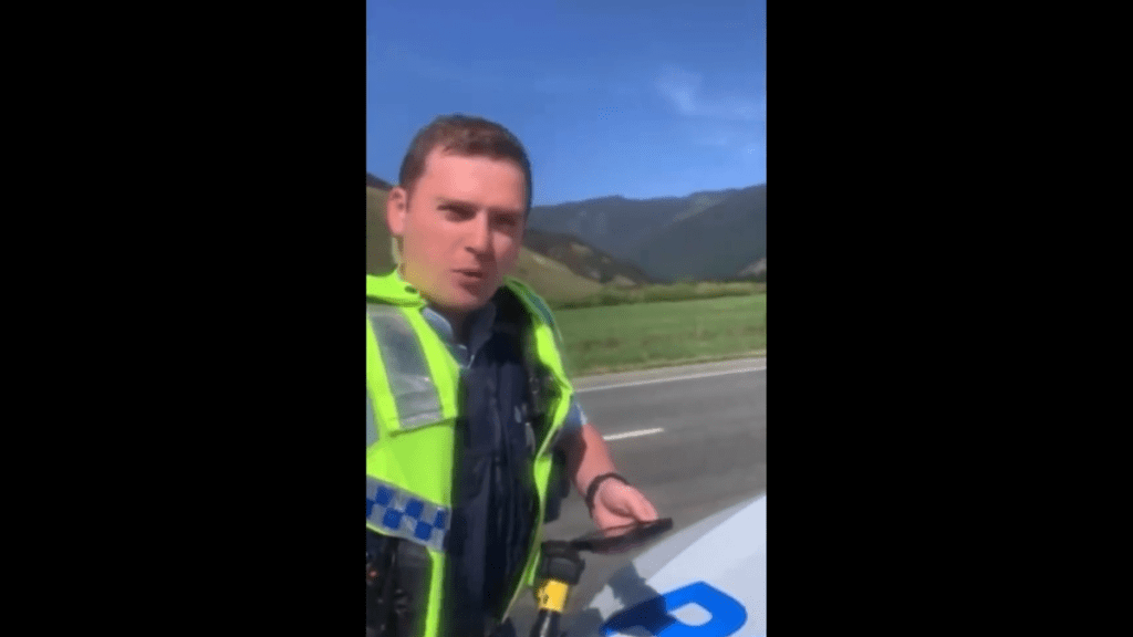 Sovereign Citizen Demands $100 A Minute For Dealing With Cop, Tells Him To 'Bugger Off'