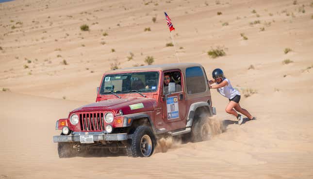 Image for article titled Not Every Rebelle Rally Competitor Goes It Alone