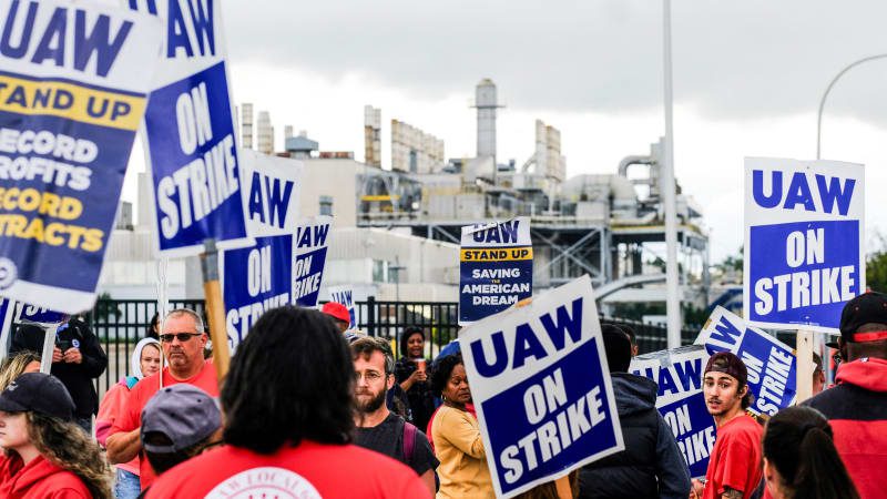 UAW escalates GM strike following tentative deals with Stellantis and Ford