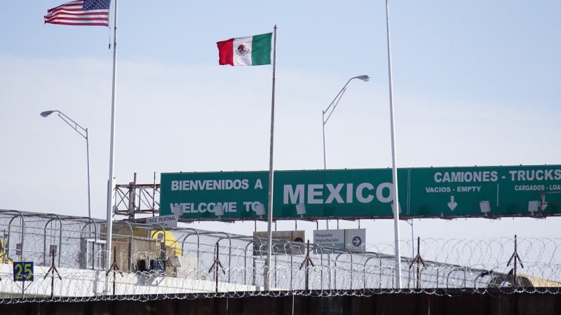 U.S.-Mexico border congestion is complicating automakers' lives