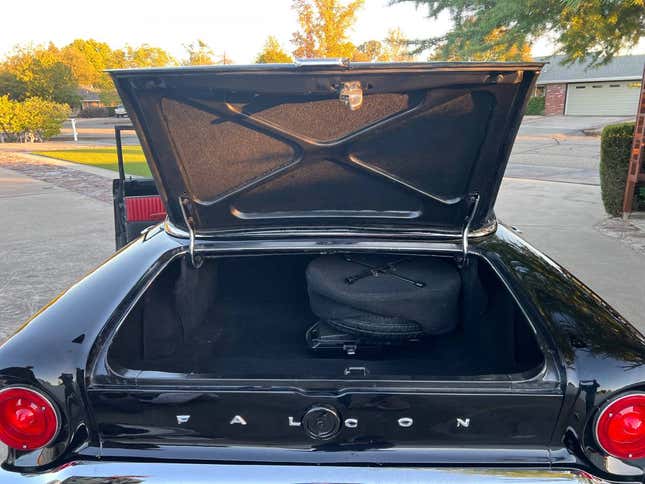 Image for article titled At $16,500, Is This 1961 Ford Falcon Ready To Fly?