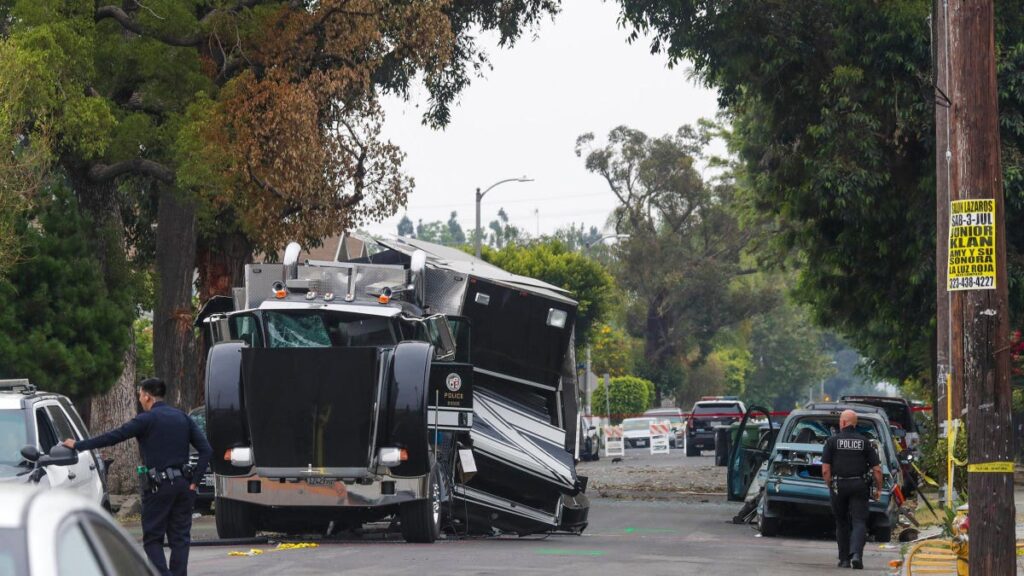 Let's Remember When The LAPD Blew Up A Bomb Neighborhood