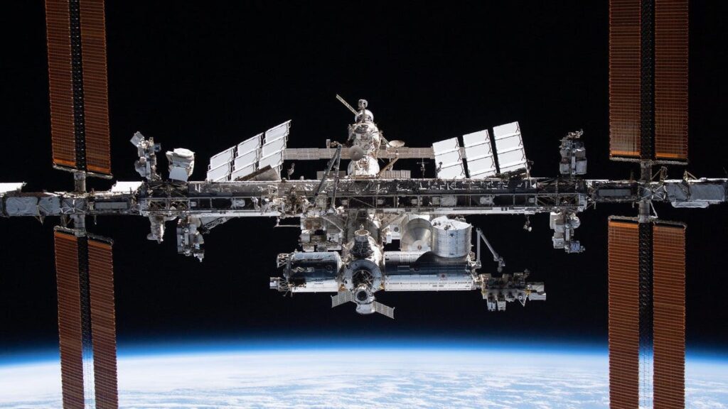 NASA Might Spend $1 Billion To Destroy The International Space Station