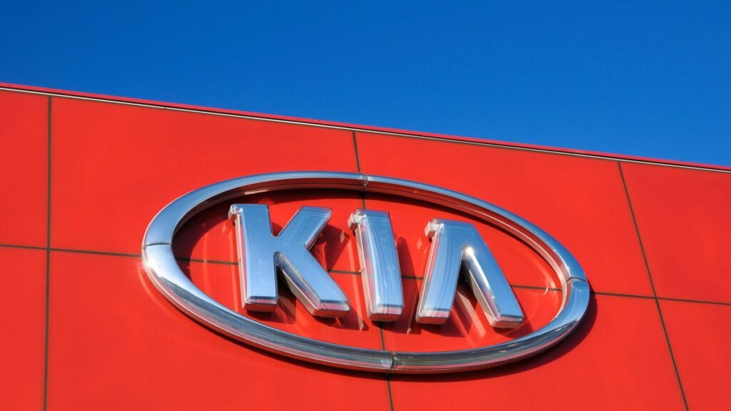 Kia Owner Abandons Car At Dealership After Repeated Theft Attempts