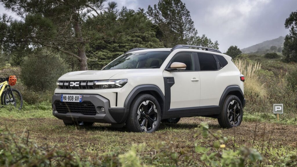New Dacia Duster Proves Simple And Durable Designs Can Still Be Cool And Clever