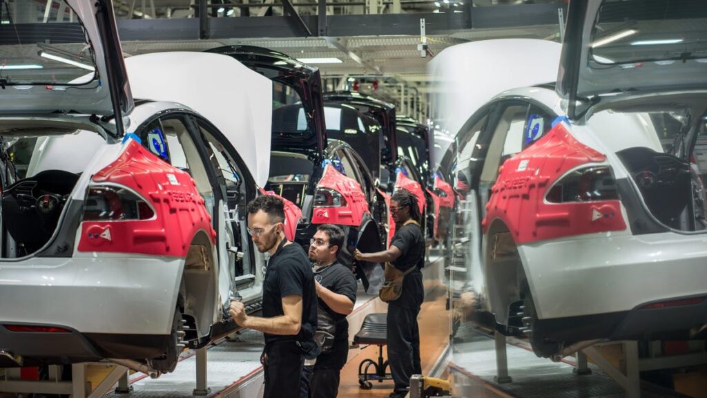 Business Insider Found Seven Tesla Workers Who Aren't Sure About A Union So That Settles That