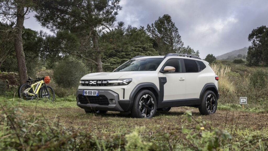 Third-generation Dacia Duster gets more rugged while staying cheap