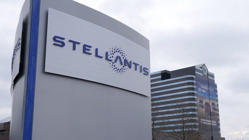 Unifor members ratify new contract with Stellantis in Canada