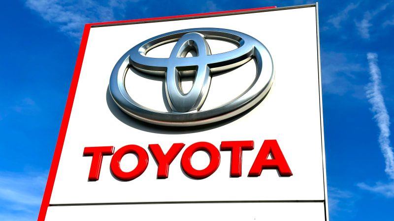 1 million Toyota and Lexus vehicles recalled for potential airbag problem