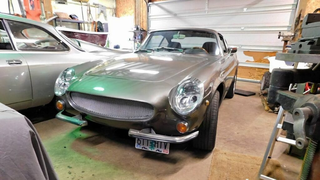 At $34,000, Is This 1971 Volvo P1800 A One-Of-A-Kind Bargain?