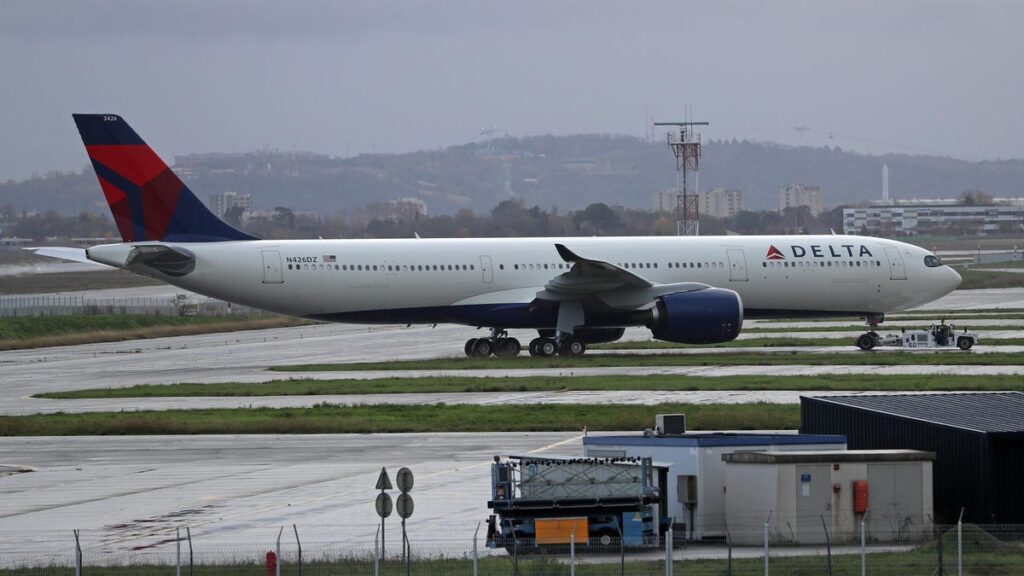 Delta Strands More Than 200 People In Remote Canadian Military Barracks Due To Plane's Mechanical Issues