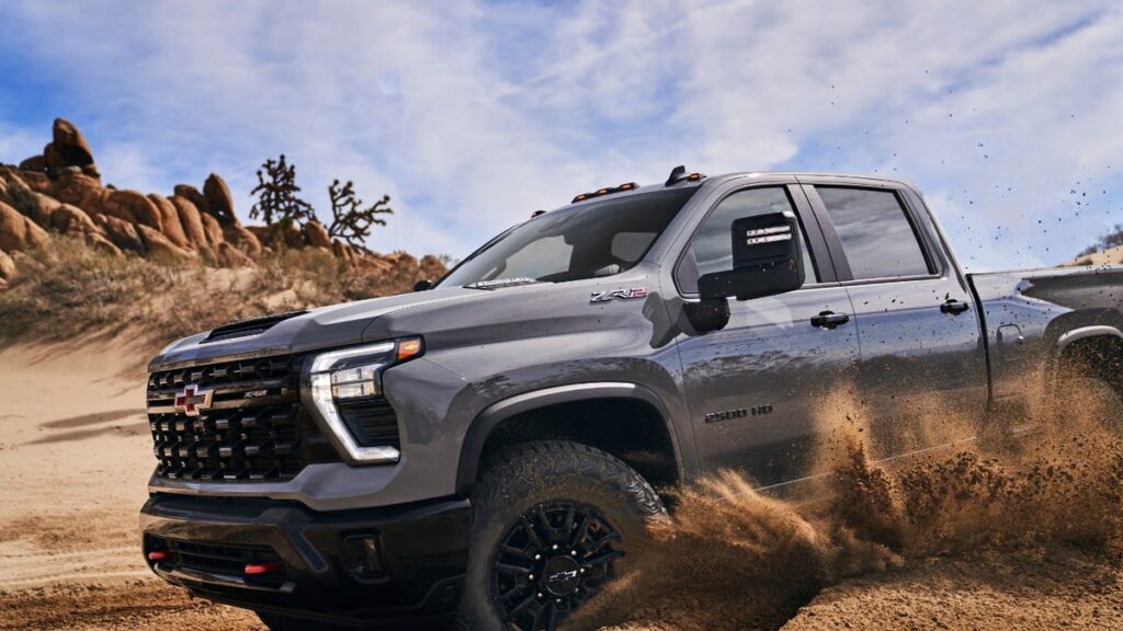 Chevy Silverado and GMC Sierra Sales Halted Because Their Roofs Are Splitting Apart