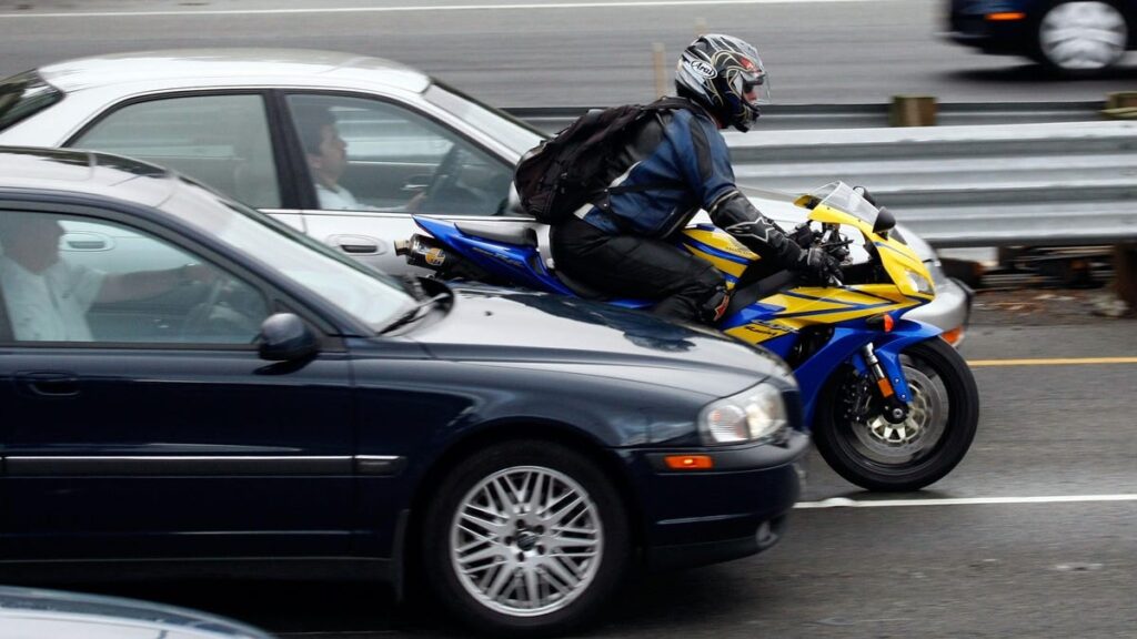 Automatic Braking Systems Still Suck At Preventing Crashes With Motorcycles And Semis