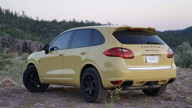 Image for article titled At $16,000, Is This Yellow 2012 Porsche Cayenne S Hybrid A Red Hot Deal?