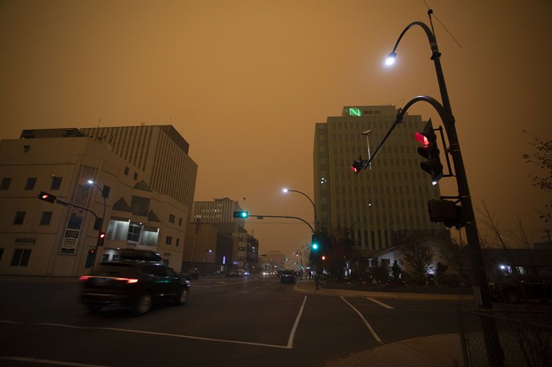 Heavy smoke from wildfires in Alberta and B.C.