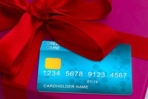 stockfresh_2773846_credit-cards-on-gift-box_sizeS-300x200