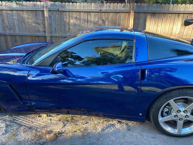 Image for article titled At $15,500, Would You Wing It With This 2007 Chevy Corvette?