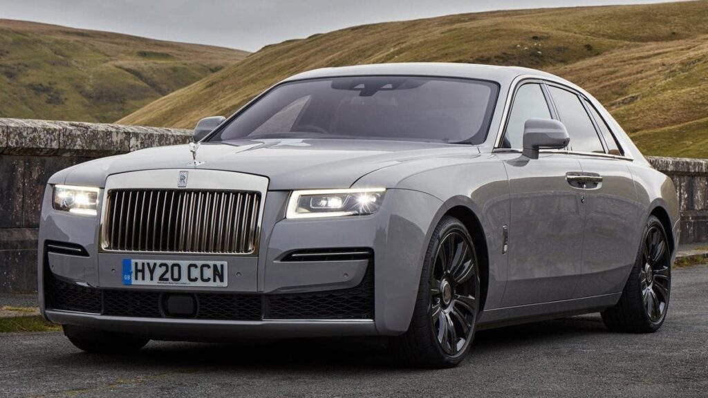 Rolls-Royce Is Having A Clearance Sale And You Can Save 4 Percent On A New Ghost Or Cullinan