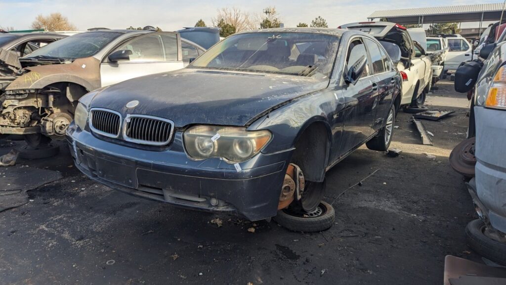 Junkyard Gem: 2004 BMW 745i