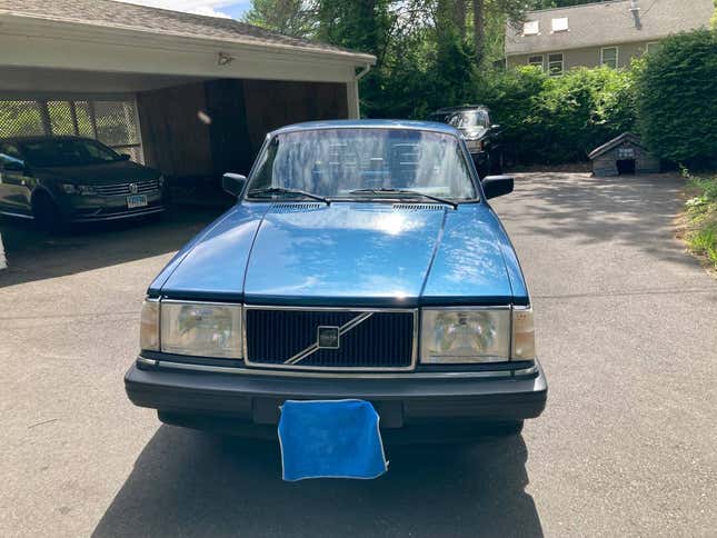 Image for article titled At $6,000, Is This 1991 Volvo 240 DL A Bargain Brick?